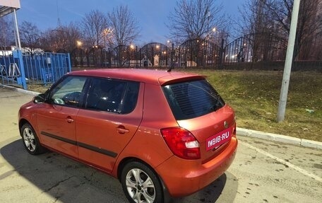 Skoda Fabia II, 2009 год, 650 000 рублей, 2 фотография