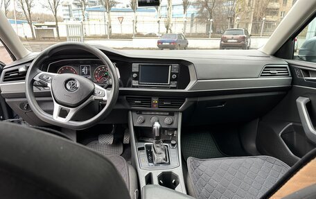 Volkswagen Jetta VII, 2018 год, 1 590 000 рублей, 3 фотография