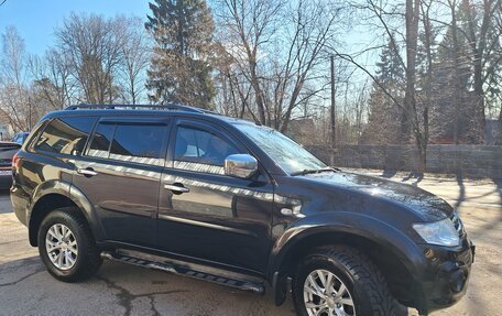 Mitsubishi Pajero Sport II рестайлинг, 2014 год, 1 980 000 рублей, 3 фотография