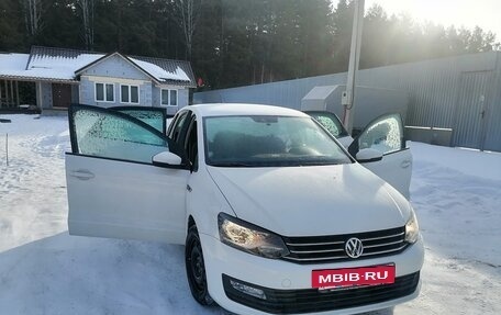 Volkswagen Polo VI (EU Market), 2018 год, 1 490 000 рублей, 3 фотография