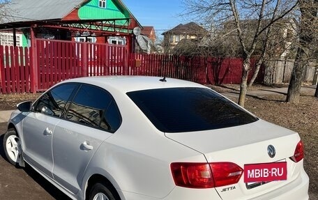 Volkswagen Jetta VI, 2013 год, 1 500 000 рублей, 4 фотография