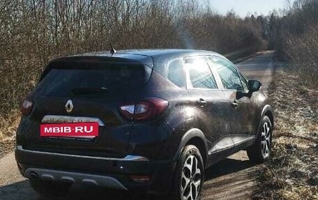 Renault Kaptur I рестайлинг, 2017 год, 1 600 000 рублей, 4 фотография