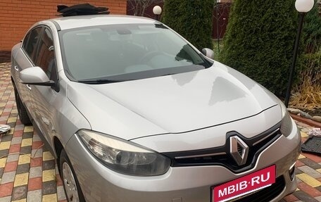 Renault Fluence I, 2014 год, 735 000 рублей, 1 фотография