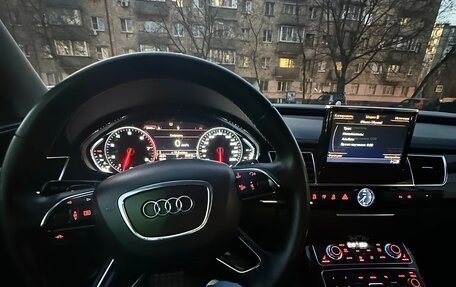 Audi A8, 2013 год, 2 550 000 рублей, 11 фотография