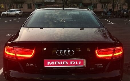 Audi A8, 2013 год, 2 550 000 рублей, 5 фотография