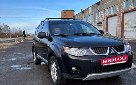 Mitsubishi Outlander III рестайлинг 3, 2007 год, 1 090 000 рублей, 3 фотография