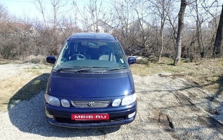 Toyota Estima III рестайлинг -2, 1996 год, 550 000 рублей, 3 фотография