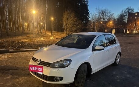 Volkswagen Golf VI, 2011 год, 800 000 рублей, 2 фотография