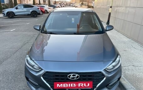 Hyundai Solaris II рестайлинг, 2017 год, 1 230 000 рублей, 4 фотография