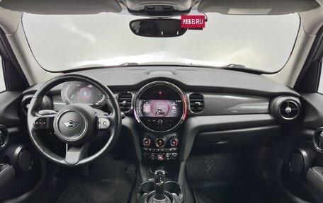 MINI Hatch, 2022 год, 3 035 000 рублей, 11 фотография
