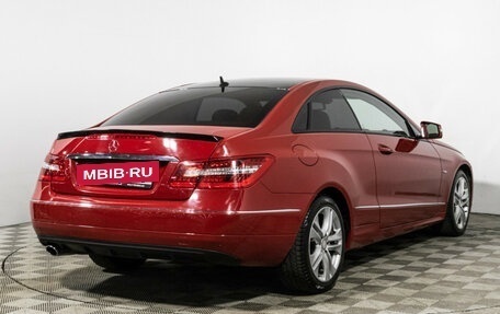 Mercedes-Benz E-Класс, 2012 год, 1 450 000 рублей, 5 фотография