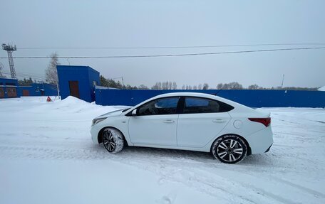 Hyundai Solaris II рестайлинг, 2017 год, 1 360 000 рублей, 7 фотография