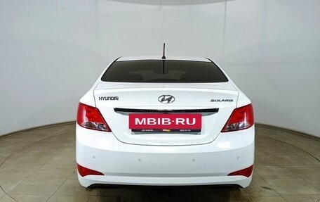 Hyundai Solaris II рестайлинг, 2015 год, 1 070 000 рублей, 6 фотография