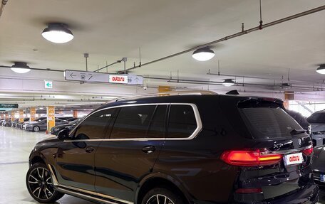 BMW X7, 2022 год, 7 000 000 рублей, 3 фотография