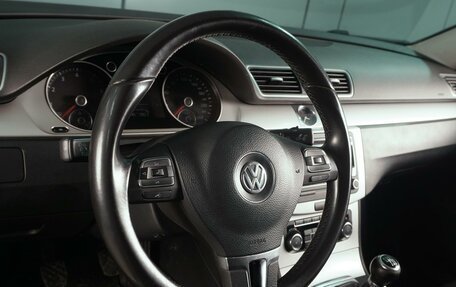 Volkswagen Passat B7, 2011 год, 999 000 рублей, 12 фотография