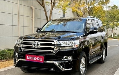 Toyota Land Cruiser 200, 2018 год, 15 834 000 рублей, 1 фотография