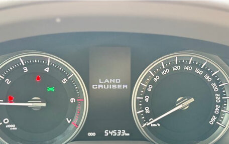 Toyota Land Cruiser 200, 2018 год, 15 834 000 рублей, 12 фотография
