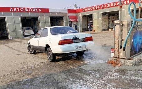 Toyota Vista, 1993 год, 90 000 рублей, 3 фотография