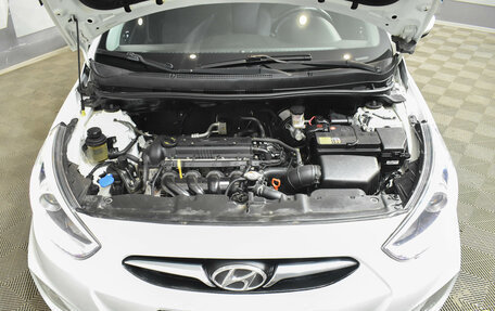Hyundai Solaris II рестайлинг, 2013 год, 1 030 000 рублей, 3 фотография