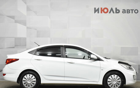 Hyundai Solaris II рестайлинг, 2013 год, 1 030 000 рублей, 9 фотография