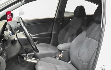 Hyundai Solaris II рестайлинг, 2013 год, 1 030 000 рублей, 15 фотография