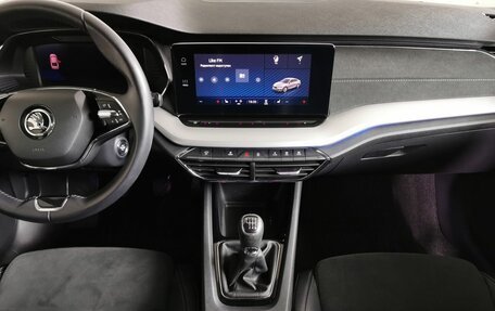 Skoda Octavia IV, 2021 год, 2 395 000 рублей, 11 фотография