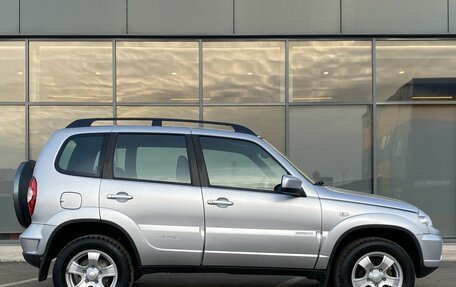 Chevrolet Niva I рестайлинг, 2012 год, 599 000 рублей, 3 фотография