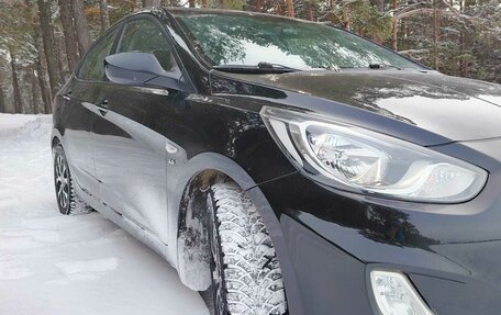 Hyundai Solaris II рестайлинг, 2013 год, 840 000 рублей, 1 фотография