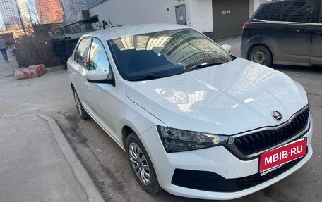 Skoda Rapid II, 2021 год, 1 570 000 рублей, 1 фотография