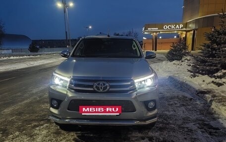 Toyota Hilux VIII, 2017 год, 4 199 000 рублей, 7 фотография