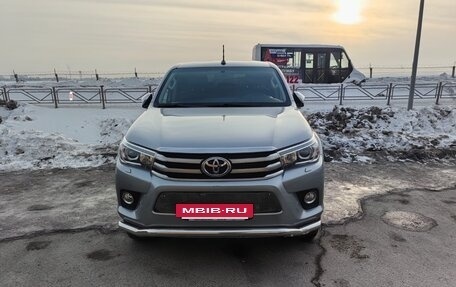Toyota Hilux VIII, 2017 год, 4 199 000 рублей, 2 фотография