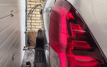 Toyota Hilux VIII, 2017 год, 4 199 000 рублей, 19 фотография