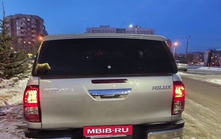 Toyota Hilux VIII, 2017 год, 4 199 000 рублей, 11 фотография