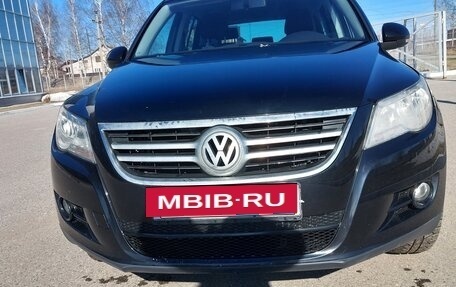 Volkswagen Tiguan I, 2010 год, 1 050 000 рублей, 2 фотография