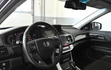 Honda Accord IX рестайлинг, 2013 год, 2 099 000 рублей, 10 фотография