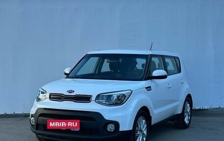 KIA Soul II рестайлинг, 2019 год, 1 830 000 рублей, 1 фотография