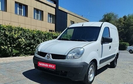 Renault Kangoo II рестайлинг, 2008 год, 535 000 рублей, 1 фотография