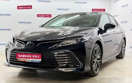 Toyota Camry, 2022 год, 4 000 000 рублей, 1 фотография