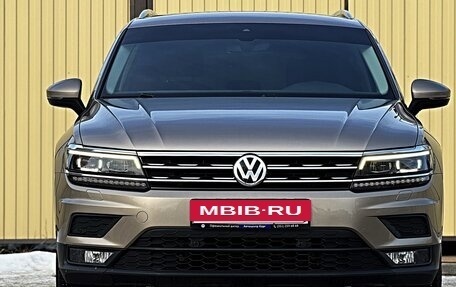 Volkswagen Tiguan II, 2019 год, 2 899 000 рублей, 3 фотография