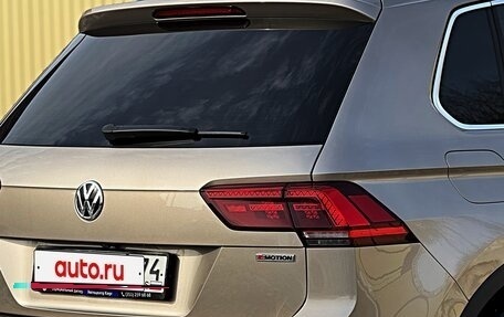 Volkswagen Tiguan II, 2019 год, 2 899 000 рублей, 10 фотография