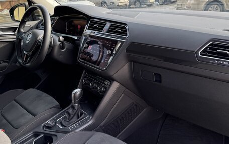 Volkswagen Tiguan II, 2019 год, 2 899 000 рублей, 34 фотография