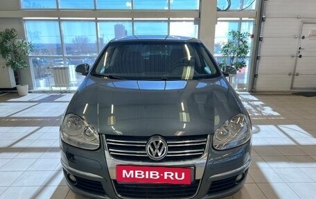 Volkswagen Jetta VI, 2009 год, 650 000 рублей, 3 фотография