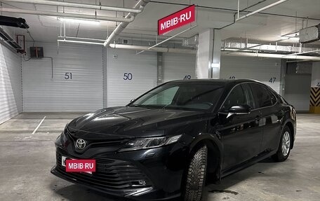 Toyota Camry, 2018 год, 3 050 000 рублей, 3 фотография