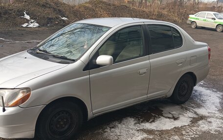 Toyota Platz, 2001 год, 370 000 рублей, 2 фотография