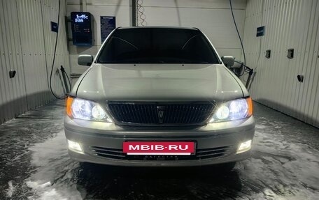 Toyota Vista V30, 2002 год, 680 000 рублей, 8 фотография