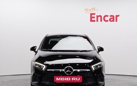 Mercedes-Benz A-Класс, 2021 год, 2 365 000 рублей, 3 фотография