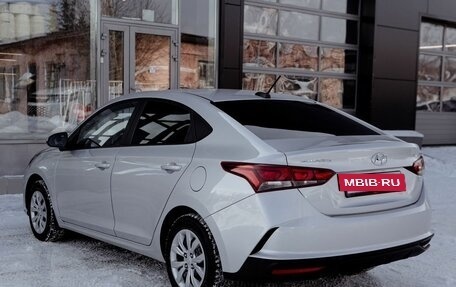 Hyundai Solaris II рестайлинг, 2021 год, 1 410 000 рублей, 7 фотография
