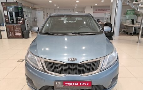 KIA Rio III рестайлинг, 2013 год, 750 000 рублей, 2 фотография