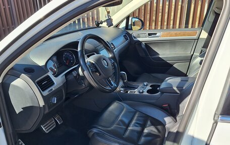 Volkswagen Touareg III, 2017 год, 4 150 000 рублей, 9 фотография