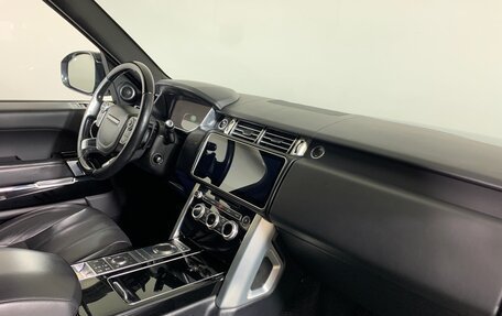 Land Rover Range Rover IV рестайлинг, 2016 год, 5 500 000 рублей, 14 фотография